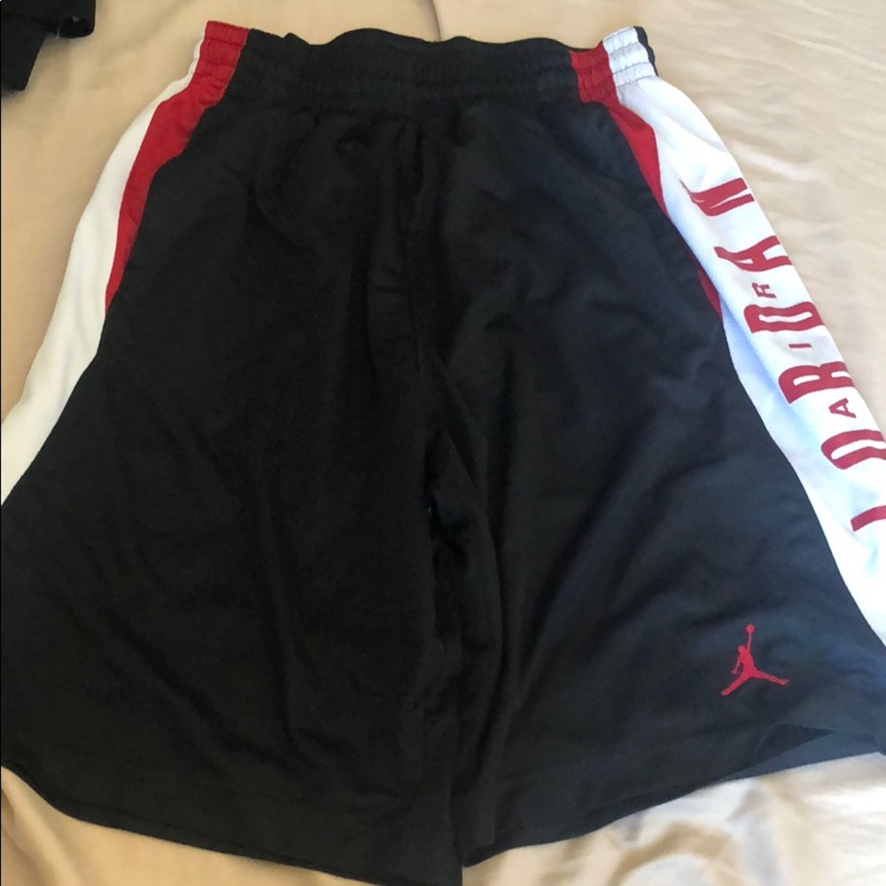 Jordan basketball style shorts